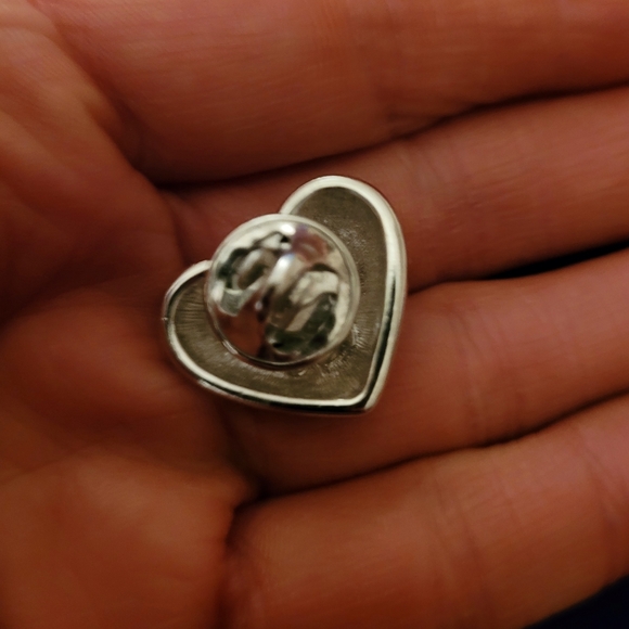 Swarovski USA Rhinestone Heart Flag Pin - Picture 6 of 7